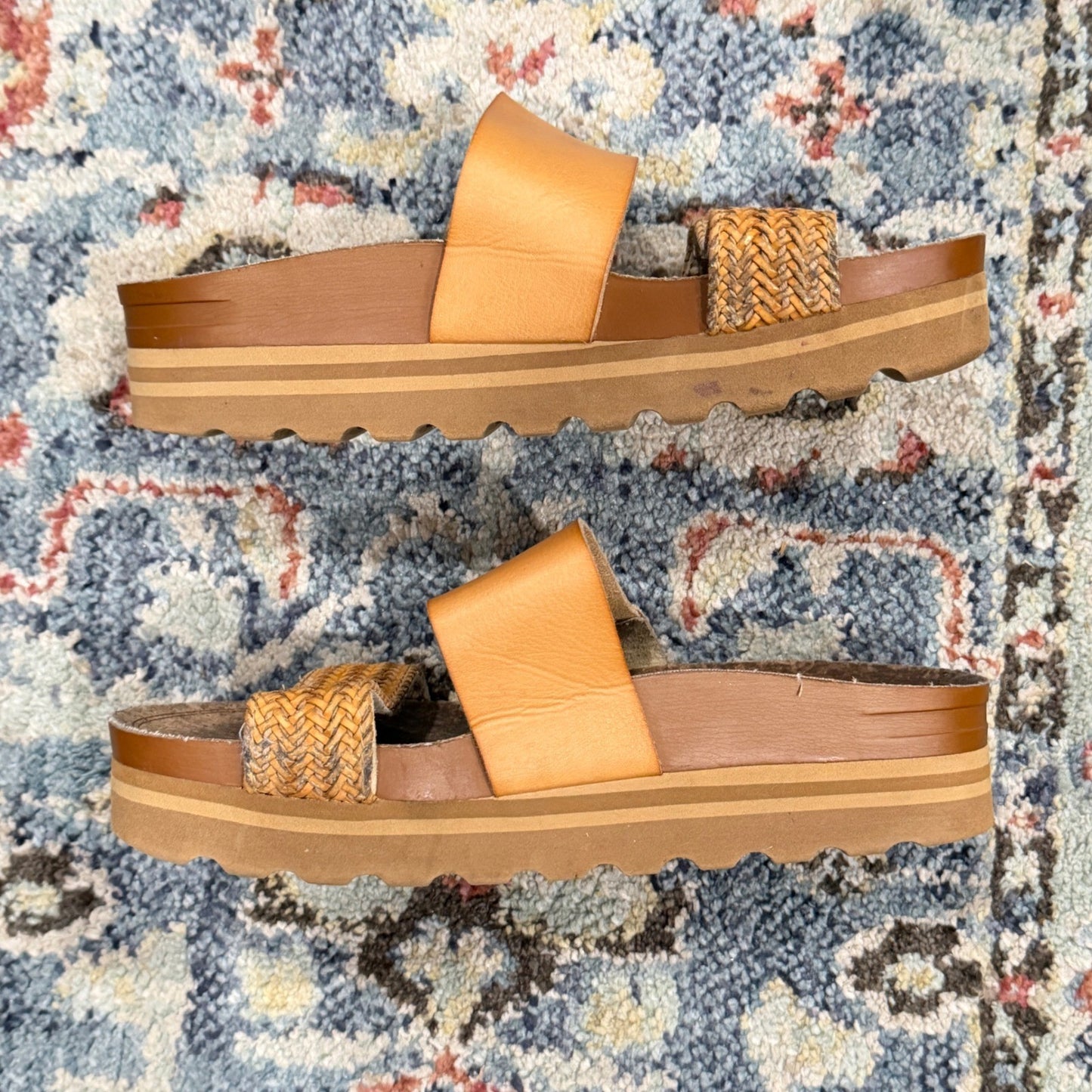 Reef Cushion Vista Hi Sandals Girls 5 Tan Woven Platform Slide Boho EUC1