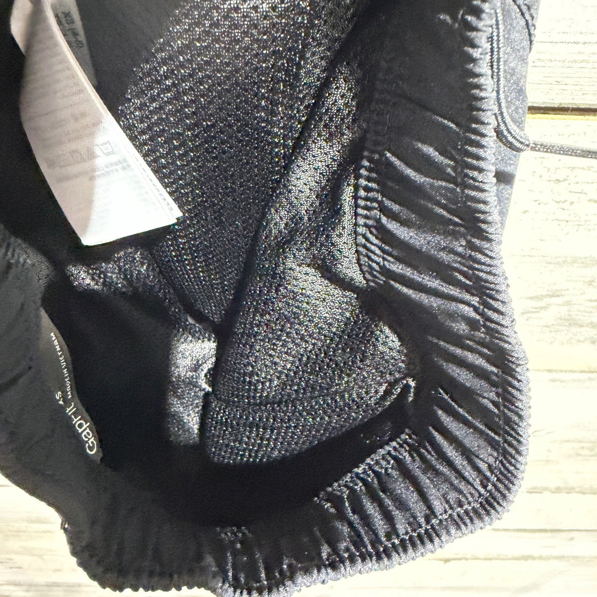 GapFit Active Shorts Boys XS Black Sporty Modern EUC4