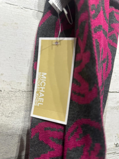 Michael Kors Infinity Scarf Womens OS Pink Grey Logo Knit NWT1