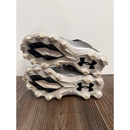 Under Armour Spotlight Cleats Boys 1Y Black White Football Mid Top5