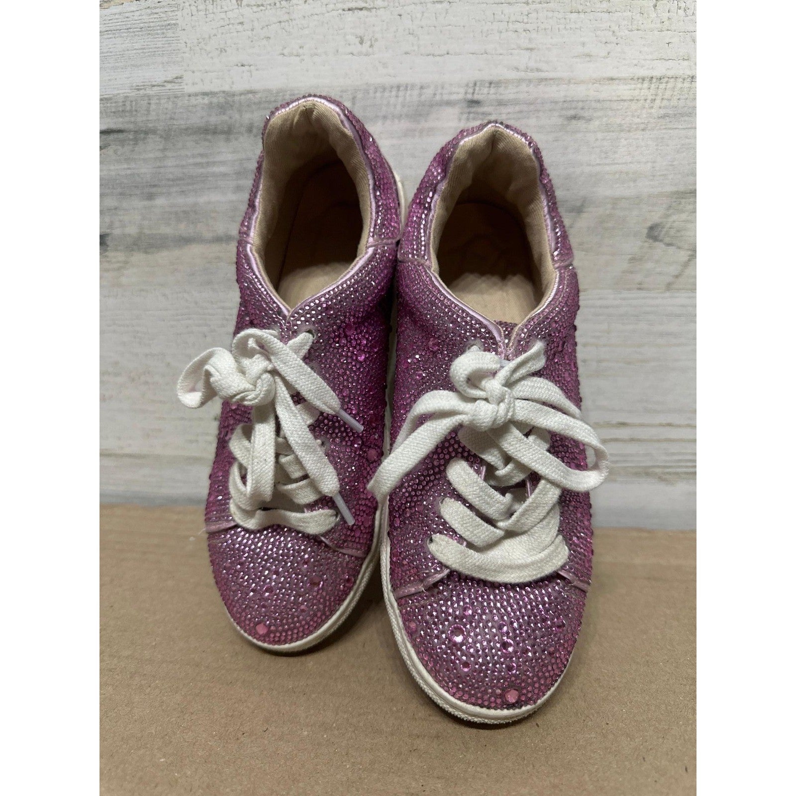 Steve Madden Rhinestone Sneakers Girls Youth 3 Pink Bling Low Top Shoes2