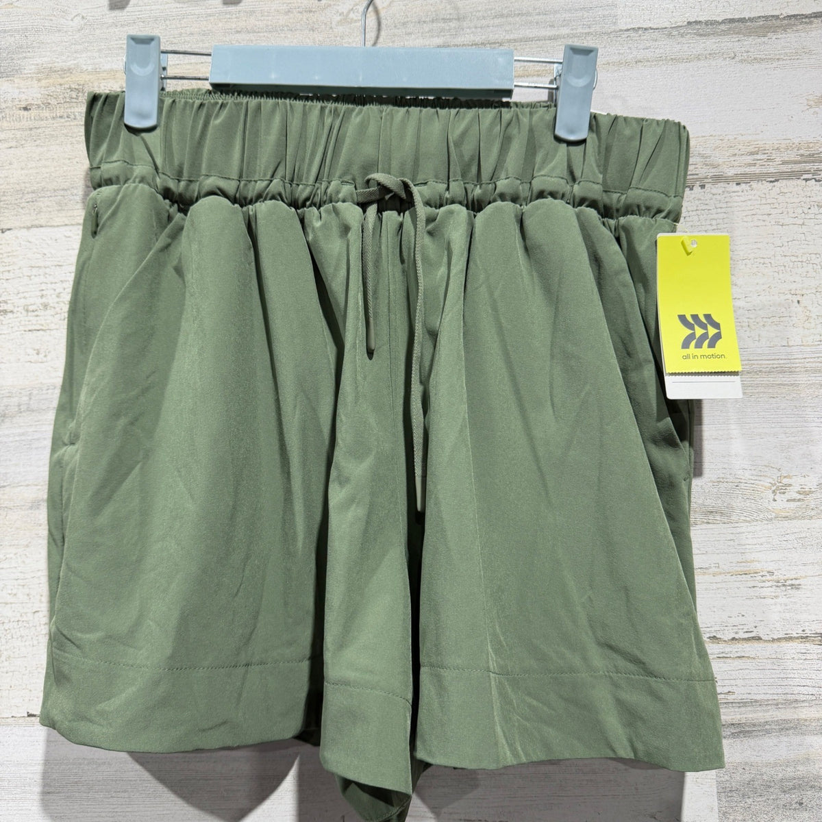 All in Motion 3.5" Wide Leg Shorts Women M Green Stretch High Rise NWT0