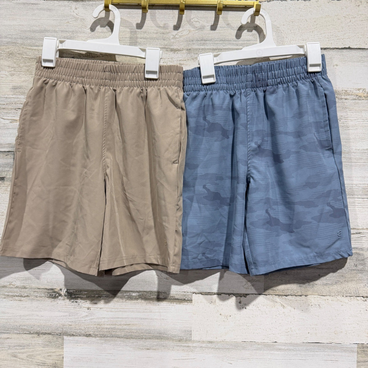 Layer Athletic Shorts Boys Medium Tan Blue Camo Active Performance EUC0