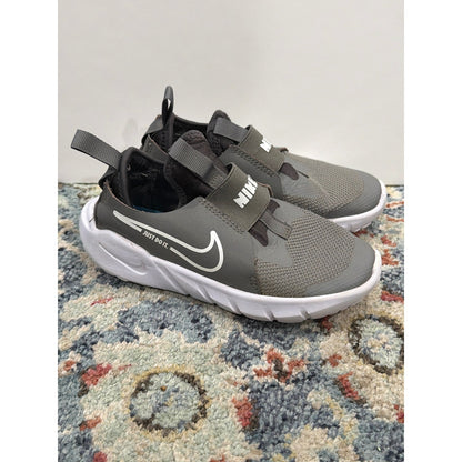 Nike Flex Runner 2 Sneakers Fits Boys 11.5-12c Grey Slip-On Athletic0