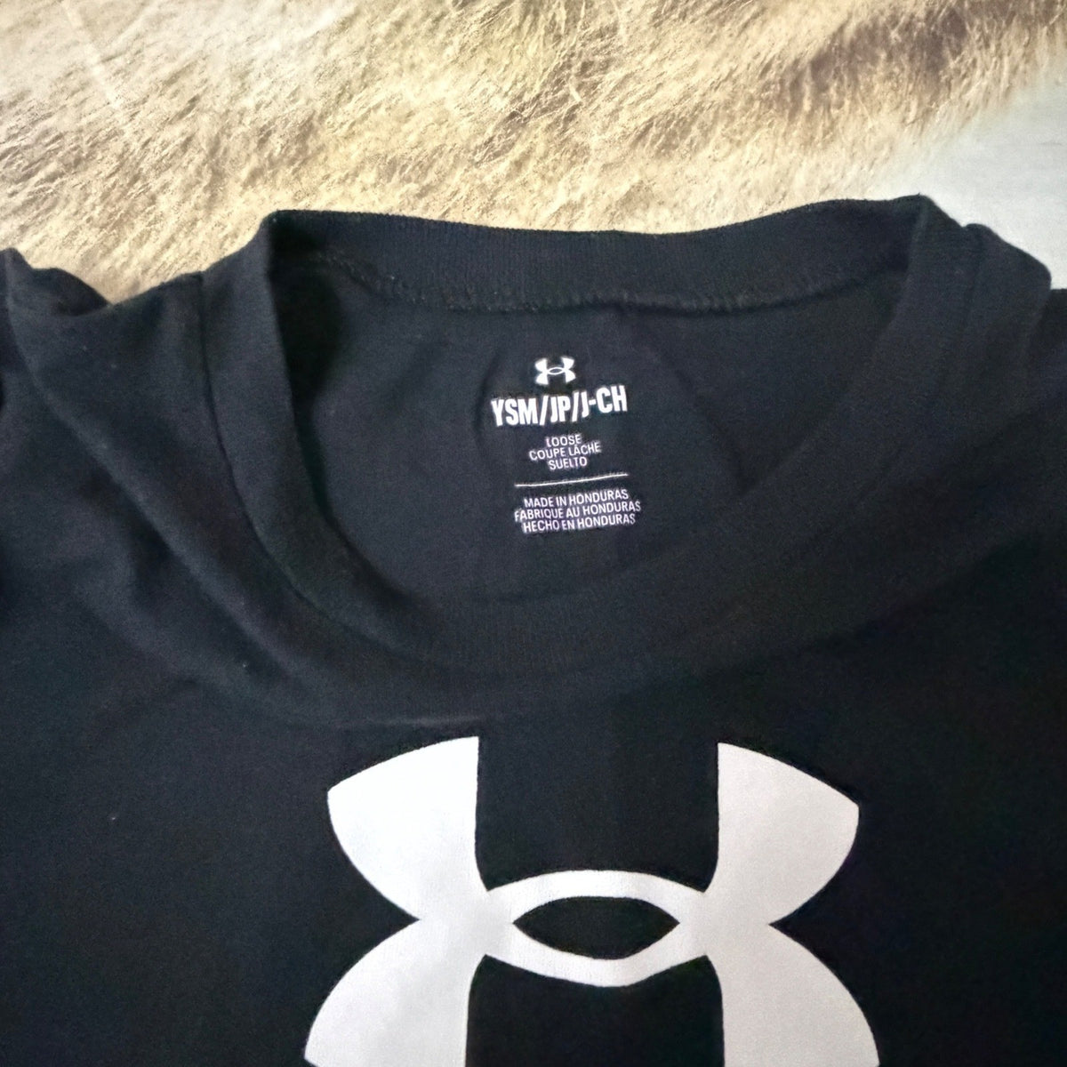 Under Armour T-Shirt Boys Small Black Baseball Home Plate Graphic Sporty EUC2