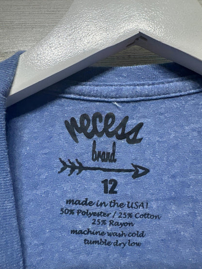 Recess Brand Graphic Tee Kids 12 Blue Christmas Car Holiday EUC2