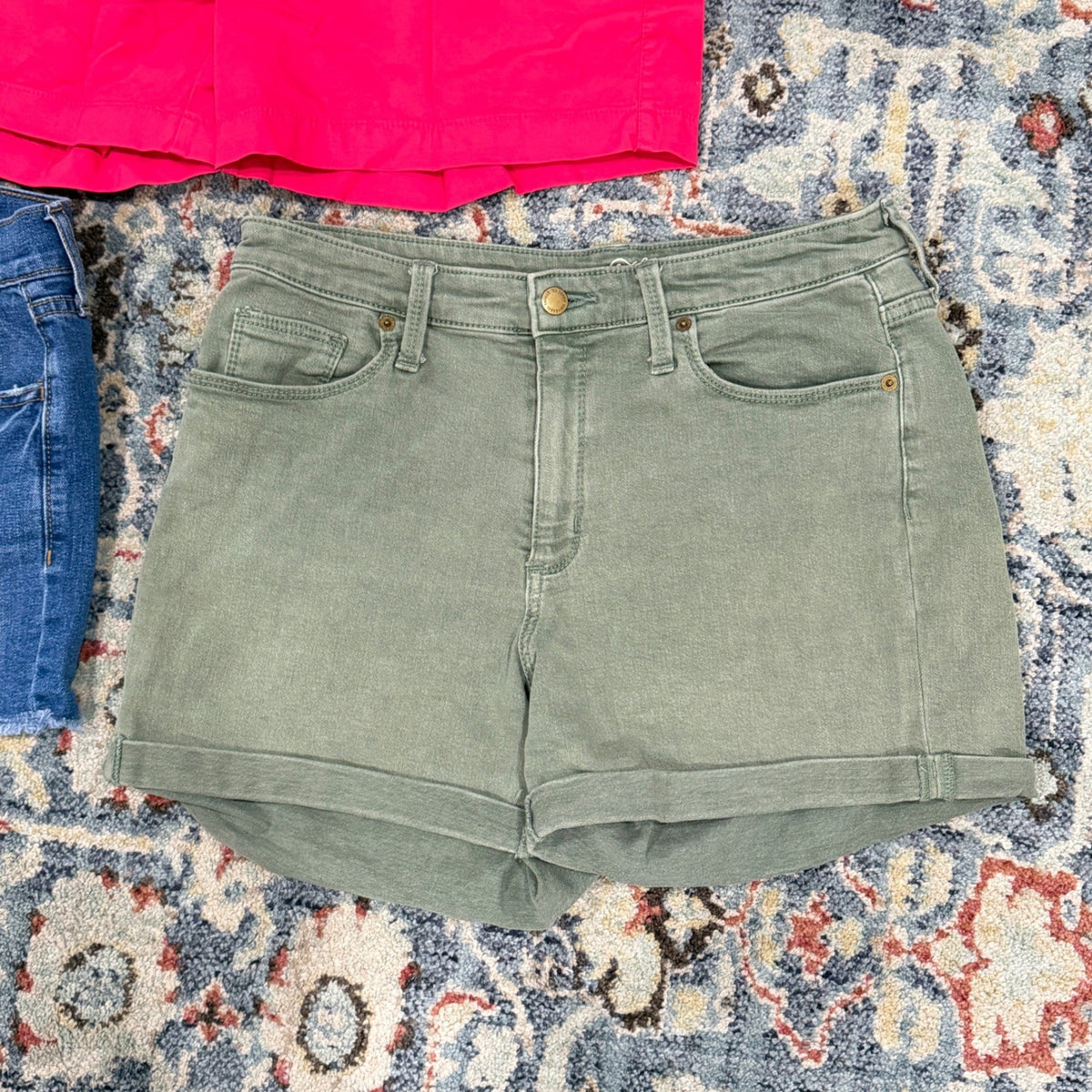 Old Navy Universal Thread Shorts Women 10 Pink Blue Green Casual Bundle EUC3