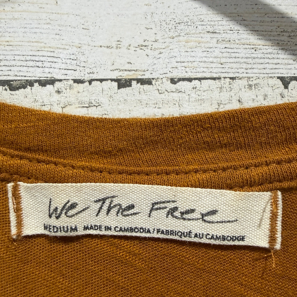 We The Free Ruffle Sleeve Tee Women M Mustard Slub Knit Boho *Flawed3