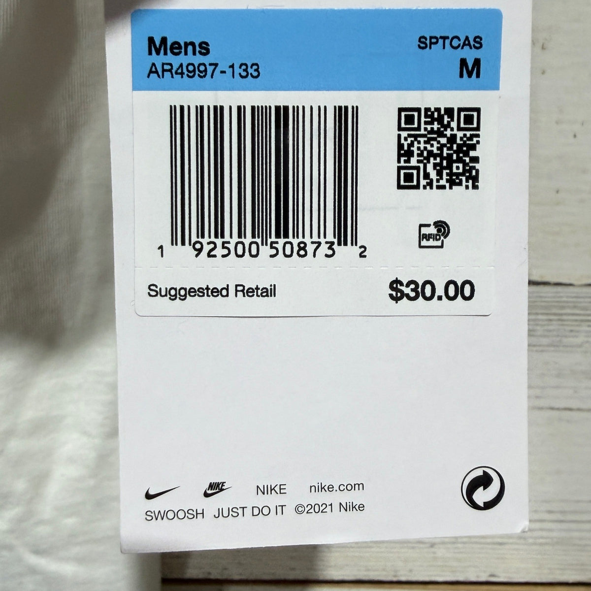 Nike Sportswear Club T-Shirt Men M Sail White 100% Cotton NWT Flawed*2