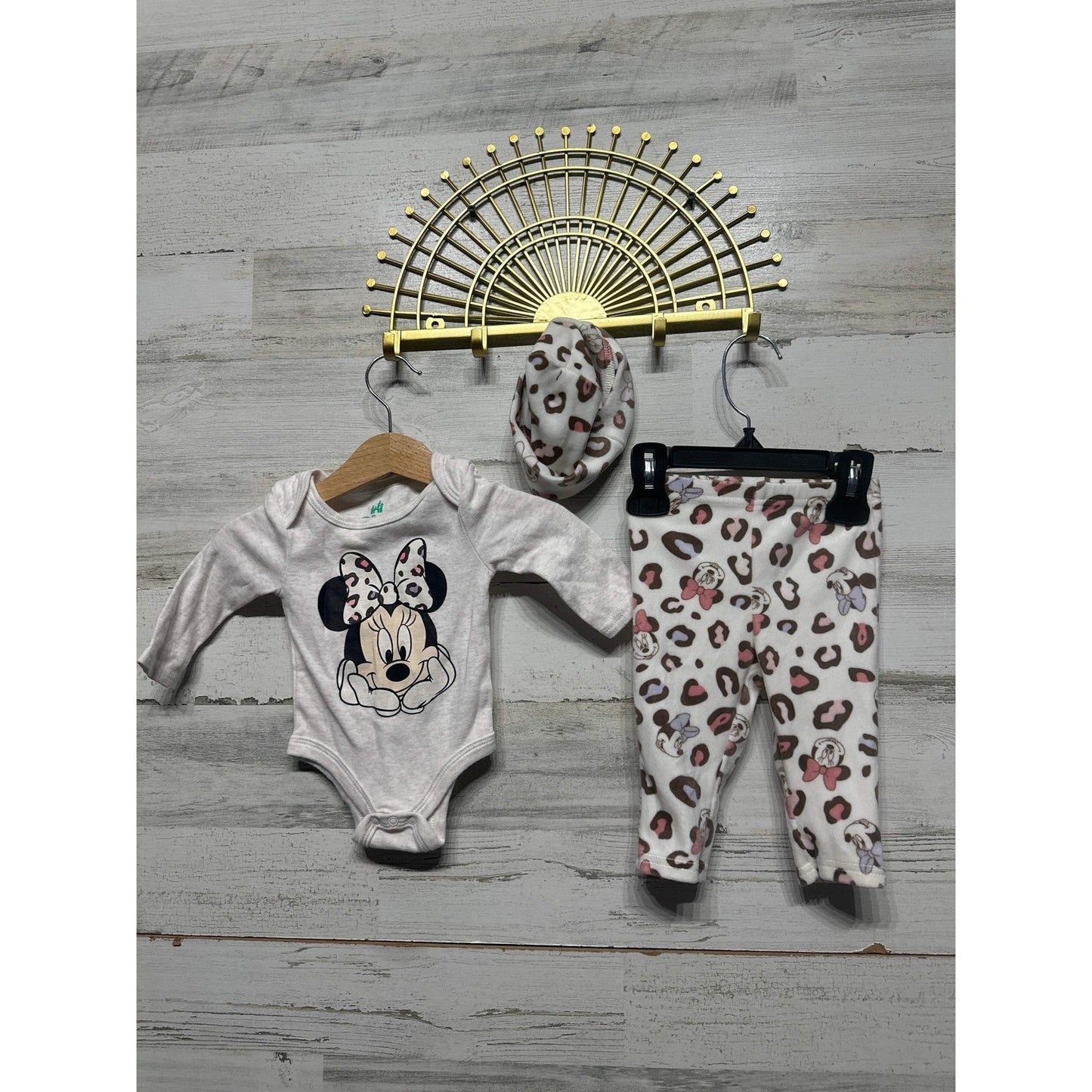 Disney Baby Clothes Bundle Girls 0-6M Pink Minnie 101 Dalmatians 5pc Set EUC1