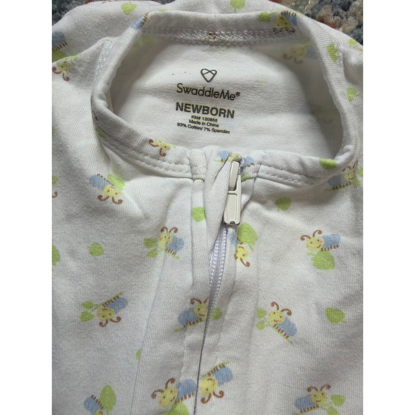 SwaddleMe Pod Swaddle Boys Newborn White Blue Green Bug Print Sleep Sack EUC1