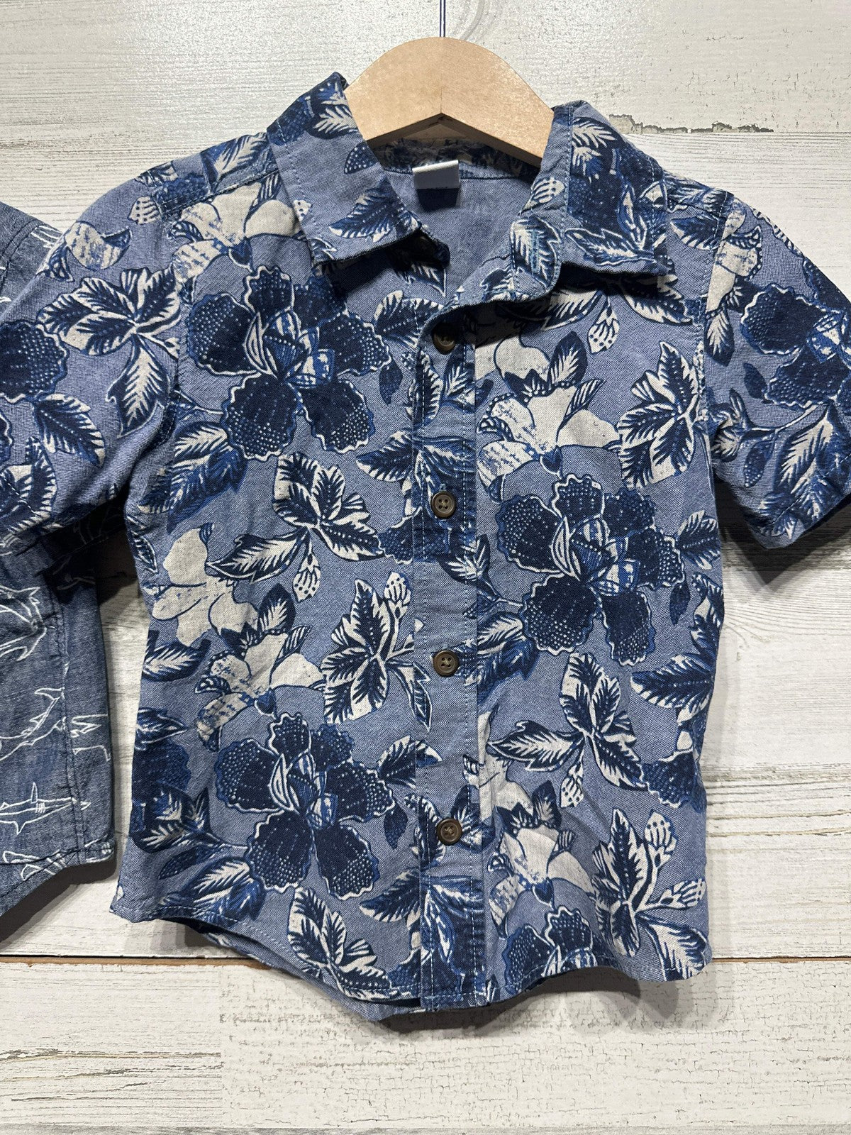 Old Navy Button Down Shirts Boys 2T Blue Sharks Floral EUC1