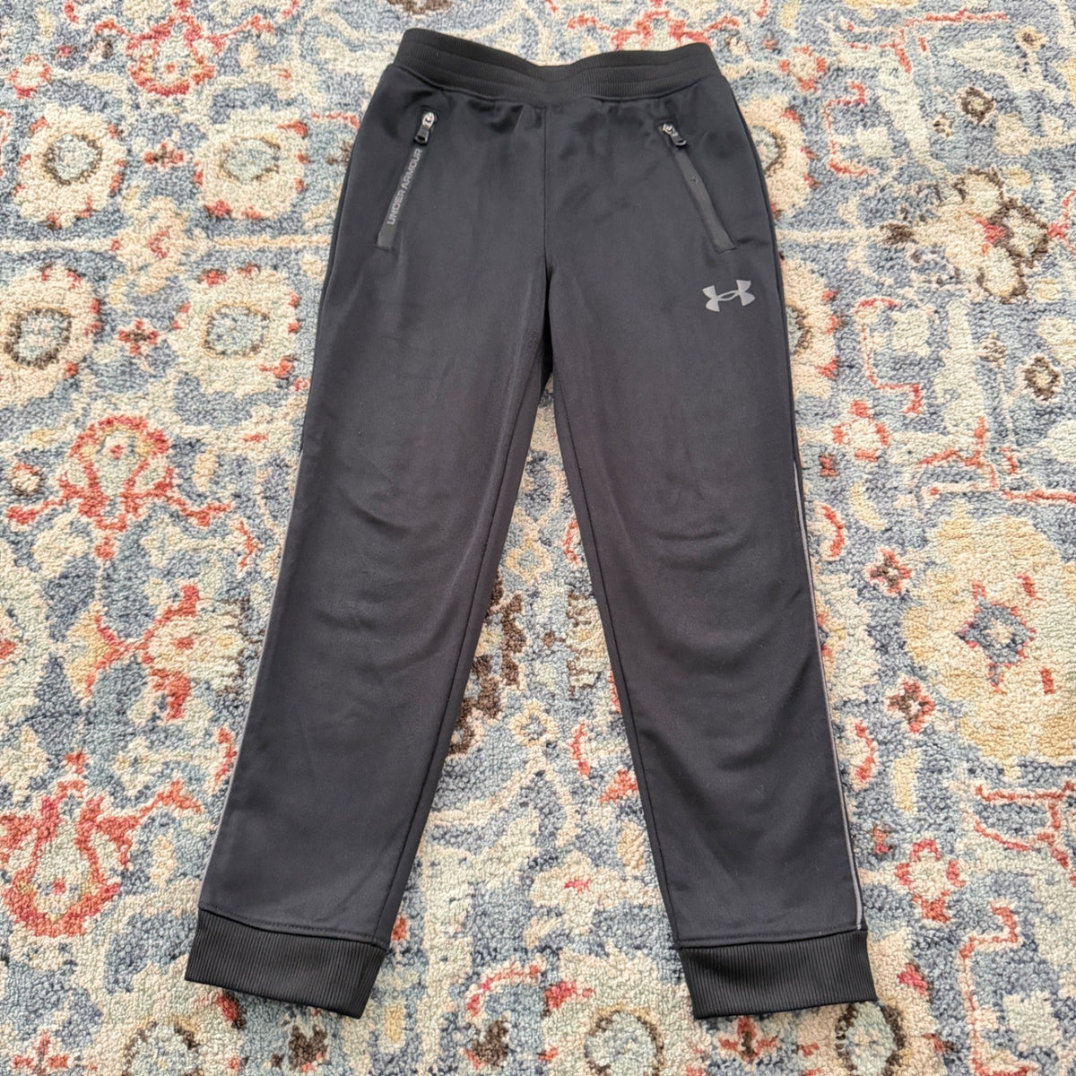 Under Armour Track Pants Boys Size 6 Black Zipper Pockets Athletic GUC*0