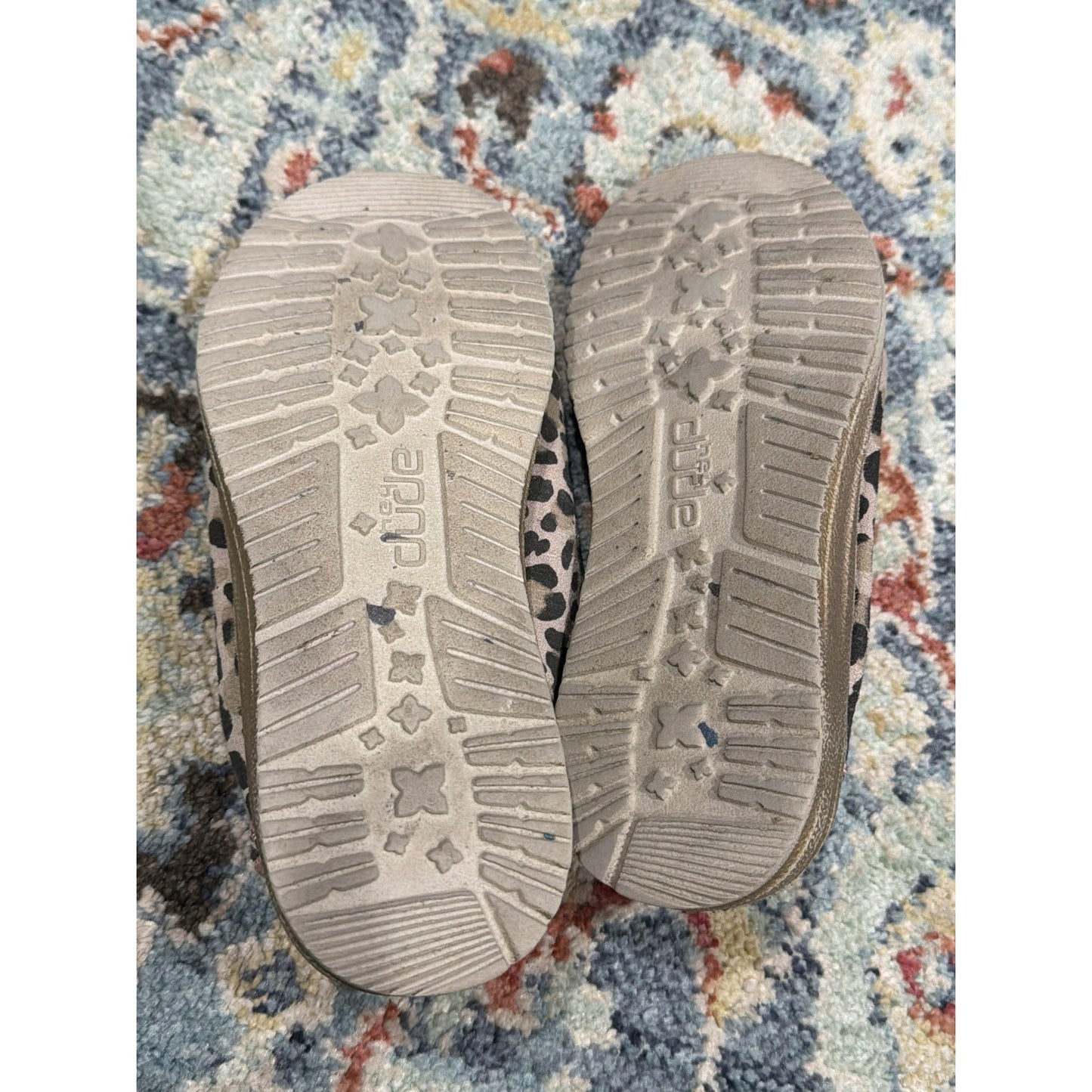 Hey Dude Wendy Shoes Girls Y3 Leopard Pink Animal Print Casual Boho3