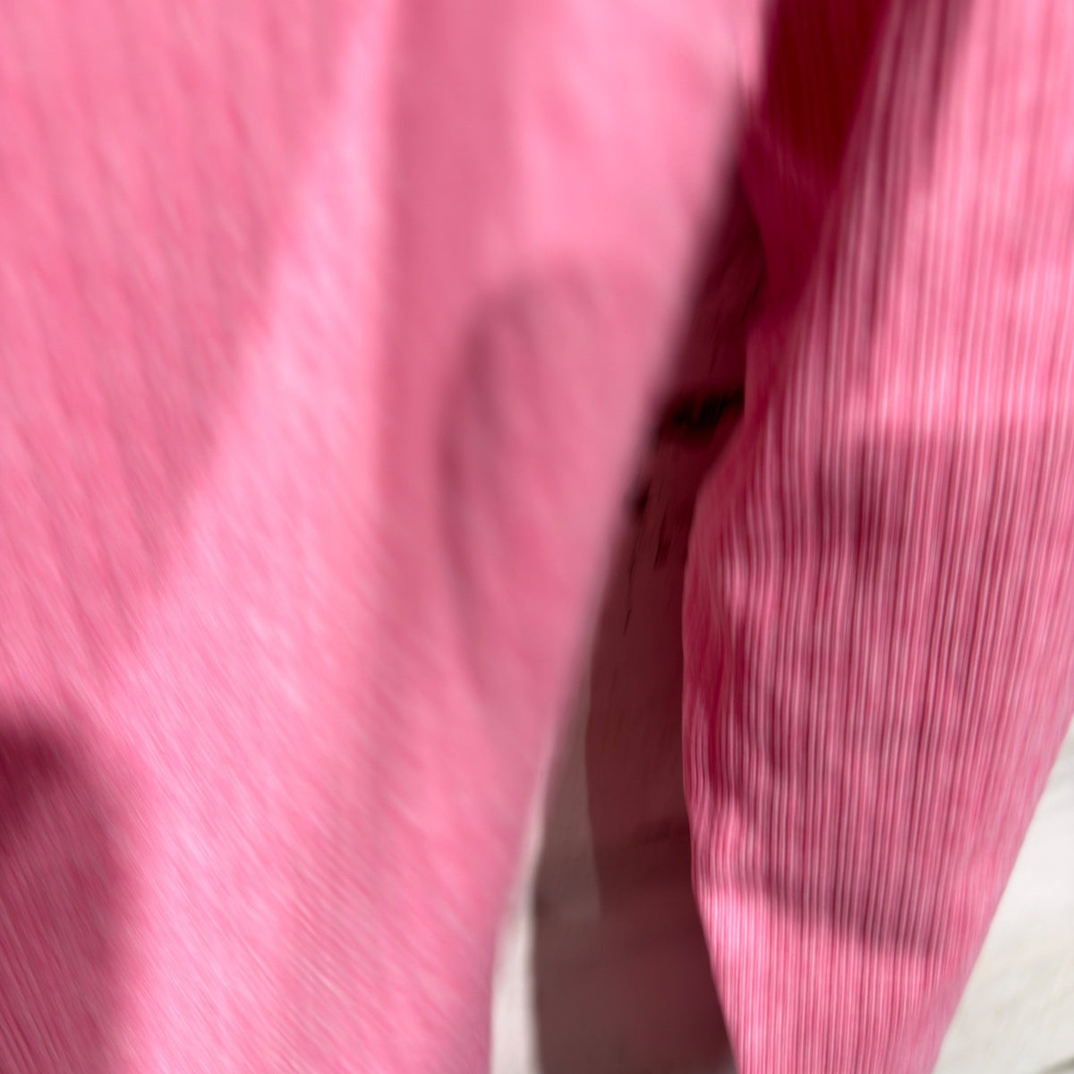 BCG Active Top Women XL Pink Long Sleeve Mesh Thumbhole Athleisure EUC4