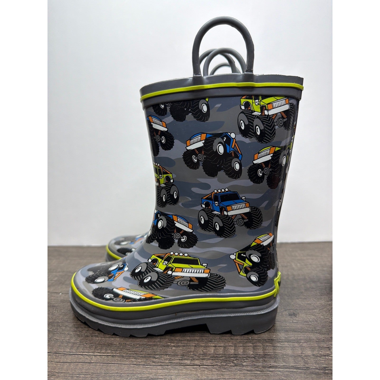 Western Chief Rain Boots Boys 11/12 Gray Monster Truck Camo Waterproof EUC2