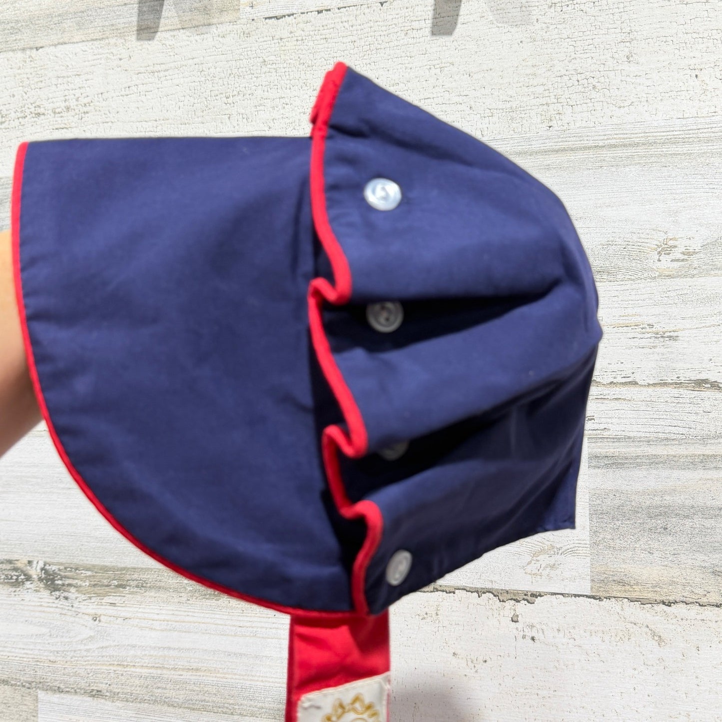 The Beaufort Bonnet Company Bonnet Large Navy Red Button Back Preppy *Flawed0