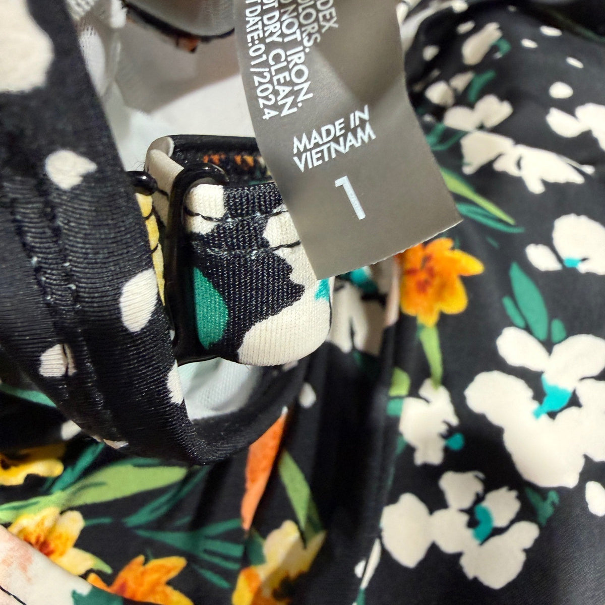 Torrid Ellie Floral Swimdress Women Size 1 Black Multi Nylon Spandex Modern NWT10