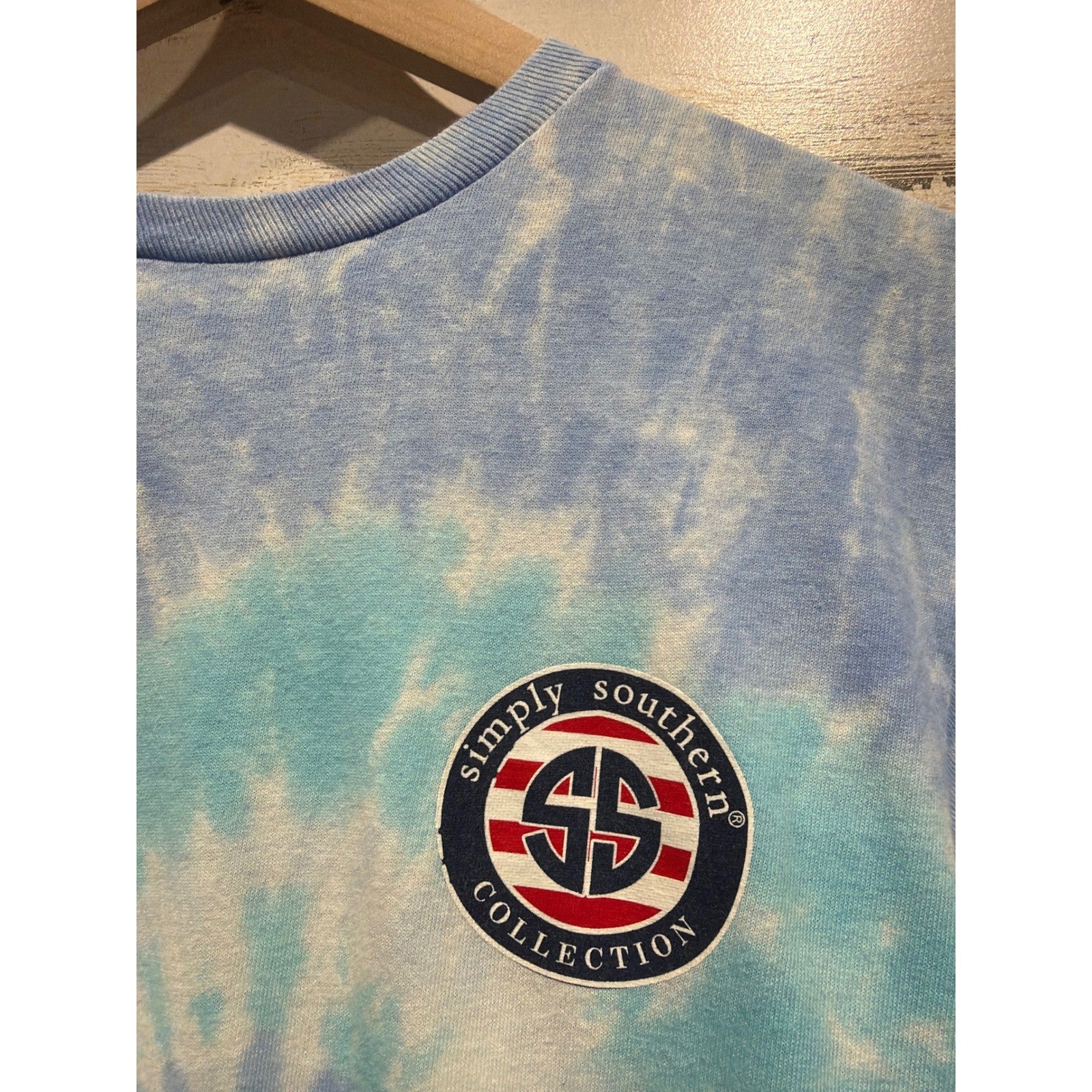 Simply Southern Tee Girls Large Blue Red Paws & Blue Patriotic Preppy EUC3