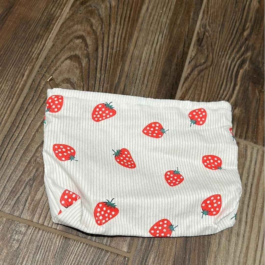Makeup Bag Women White Strawberry Corduroy Pouch NEW0