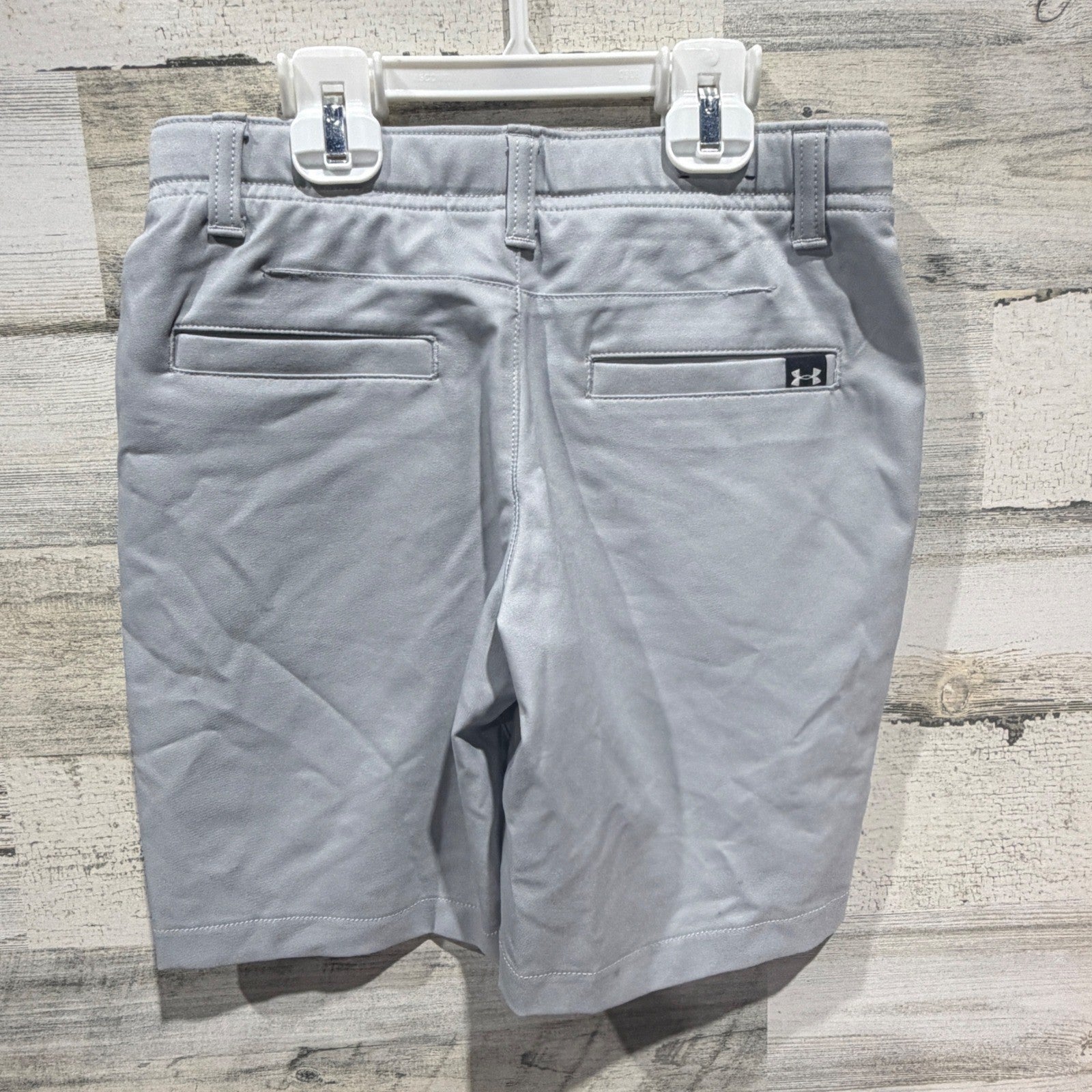Under Armour Golf Shorts Boys Small Gray Performance Golfcore *Flawed1