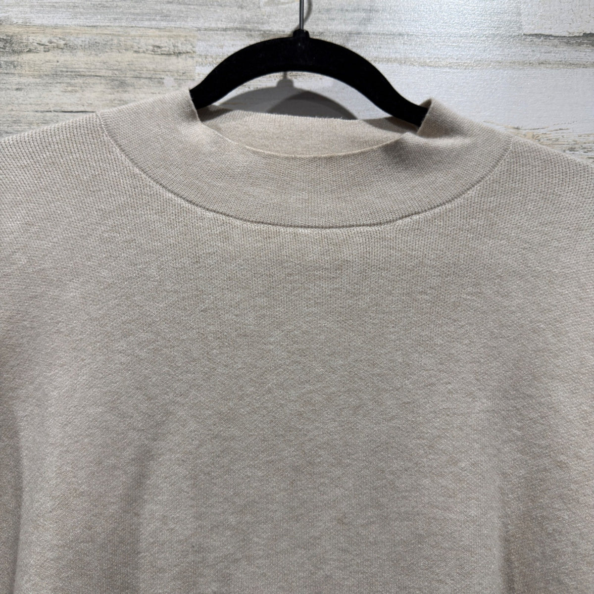 Tea n Rose Sweater Women Medium Beige Mock Neck Drop Shoulder Minimalist EUC1