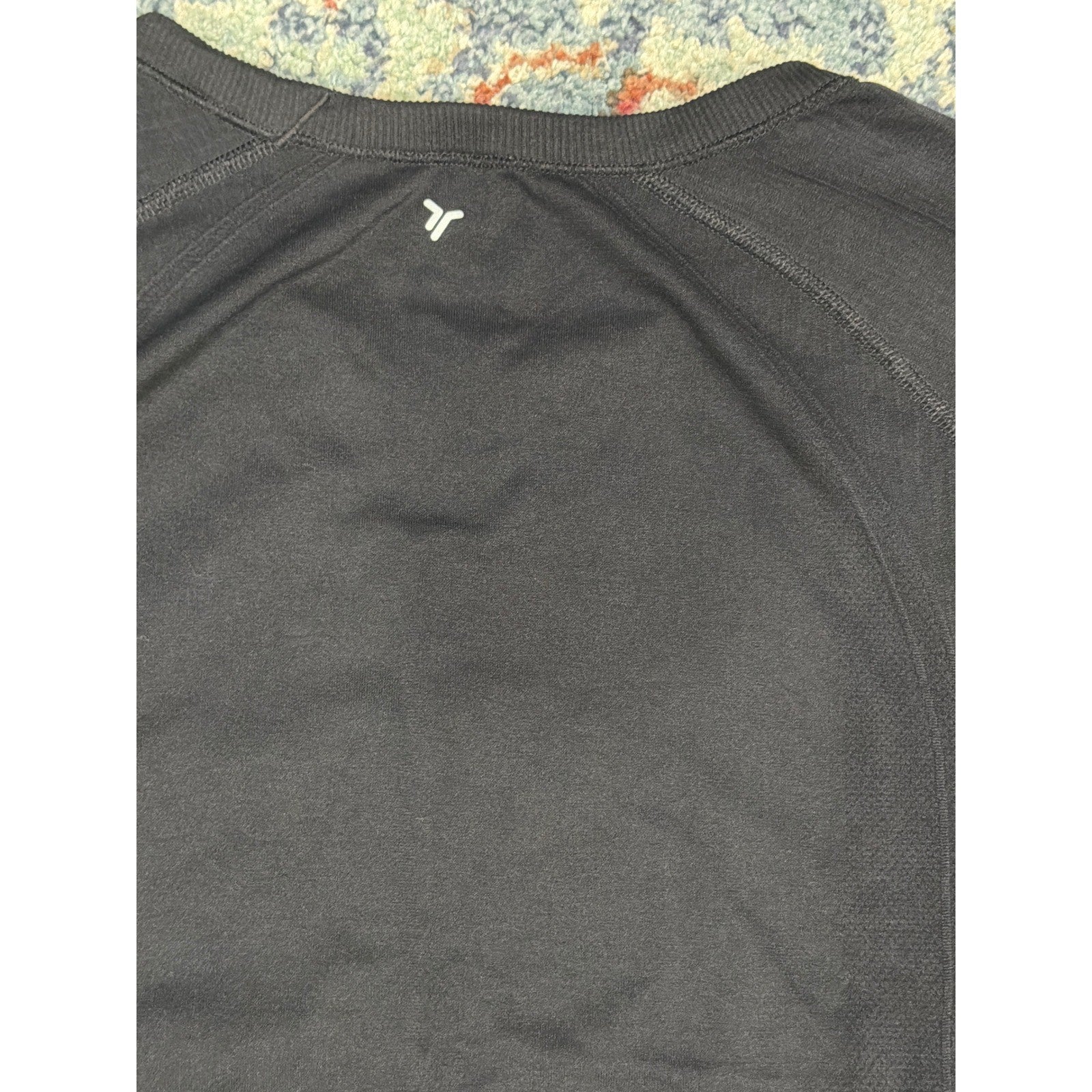Old Navy Active Tech Shirt Women XL Black Seamless Raglan Athleisure EUC3
