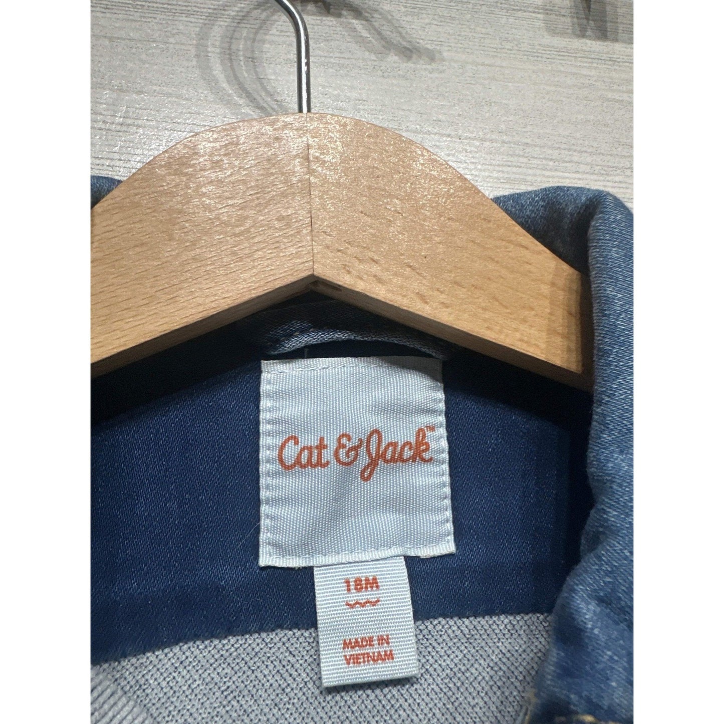 Cat & Jack Denim Jacket 18M Blue Medium Wash Trucker EUC1