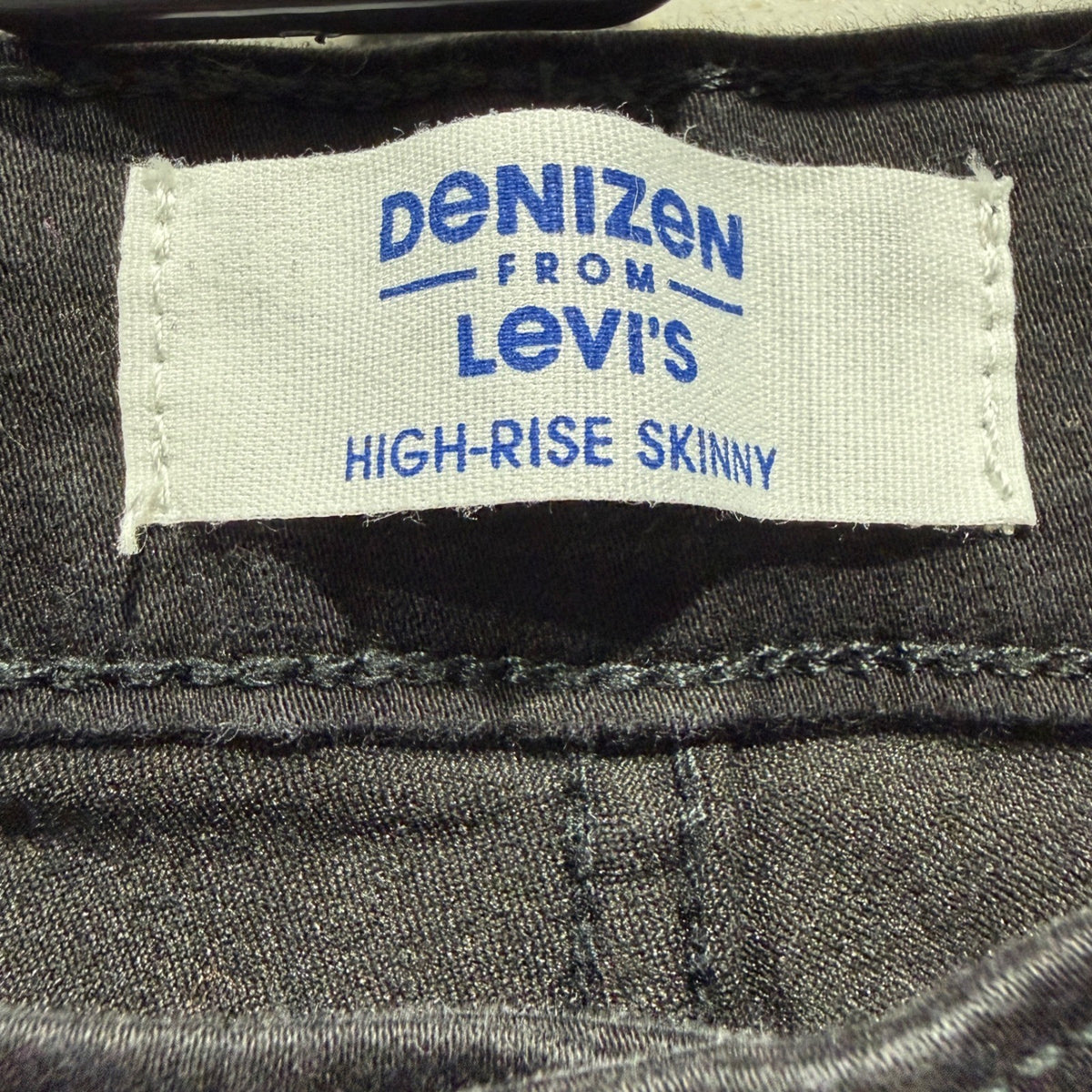 Denizen from Levis High-Rise Skinny Jeans Womens 12M Black Cotton Blend Modern1