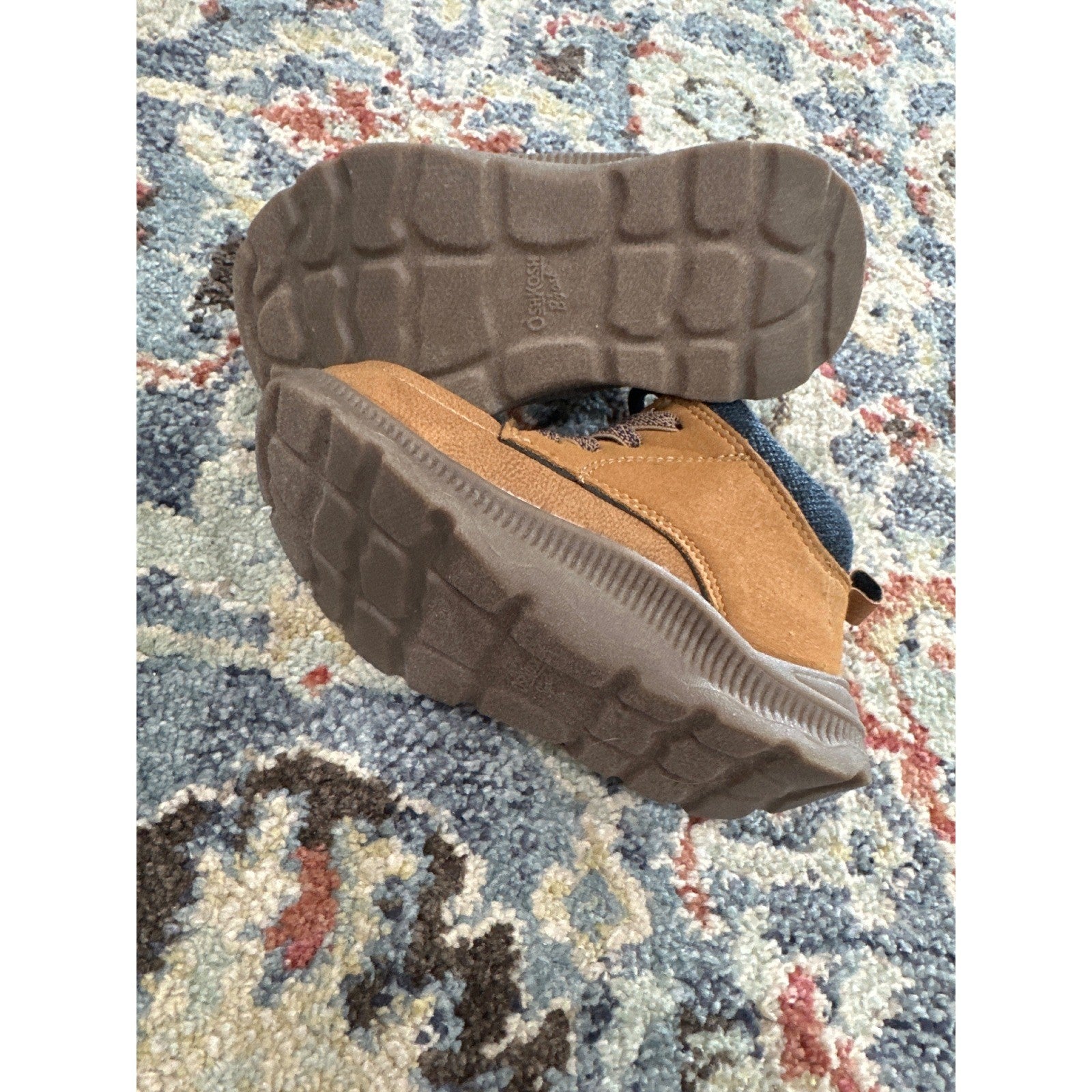 OshKosh B'gosh High Top Boots Boys 7 Toddler Tan Navy Faux Suede6