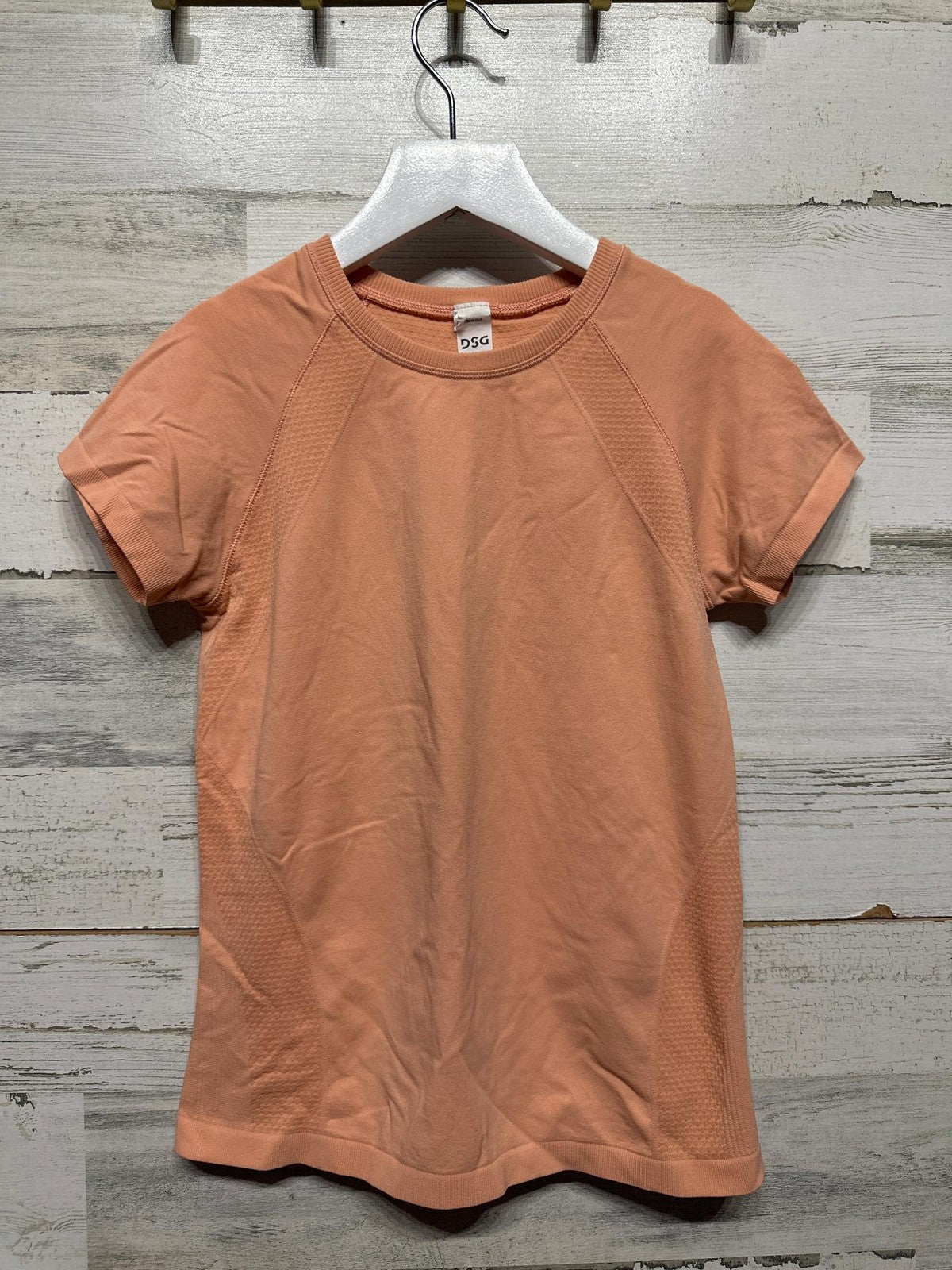 DSG Seamless Short Sleeve Shirt Kids Size S 8-9 Peach Athletic Tee EUC0
