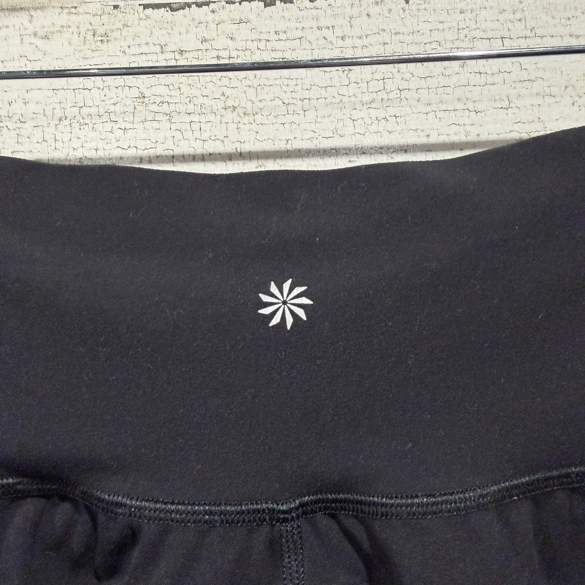 Athleta Salutation Jogger Pants Womens Large Black Nylon Blend Activewear EUC3
