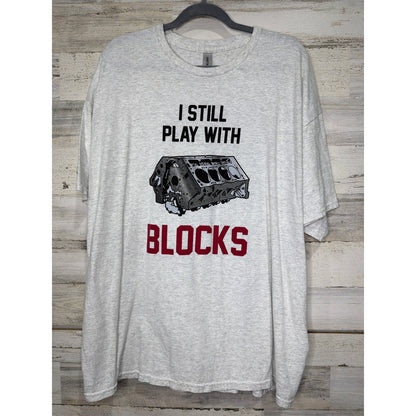 Gildan Graphic T-Shirt Men 2XL Gray I Still Play With Blocks Mechanic EUC0