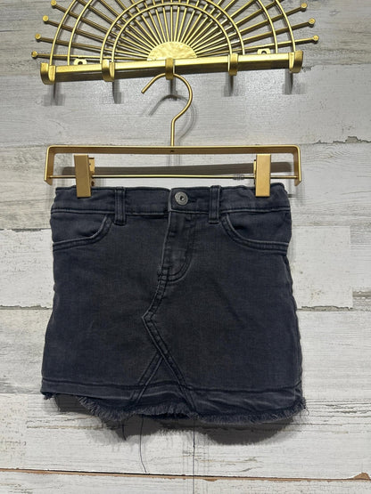 Osh Kosh Denim Skirt Girls 5 Black Raw Hem Frayed Mini EUC0