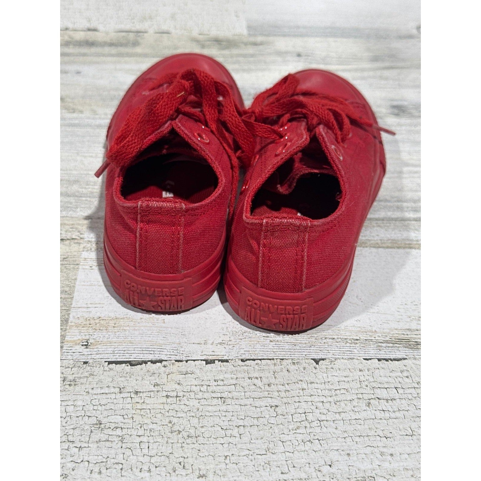 Converse Chuck Taylor All Star Kids Size 12 Red Monochrome Low Top GUC2