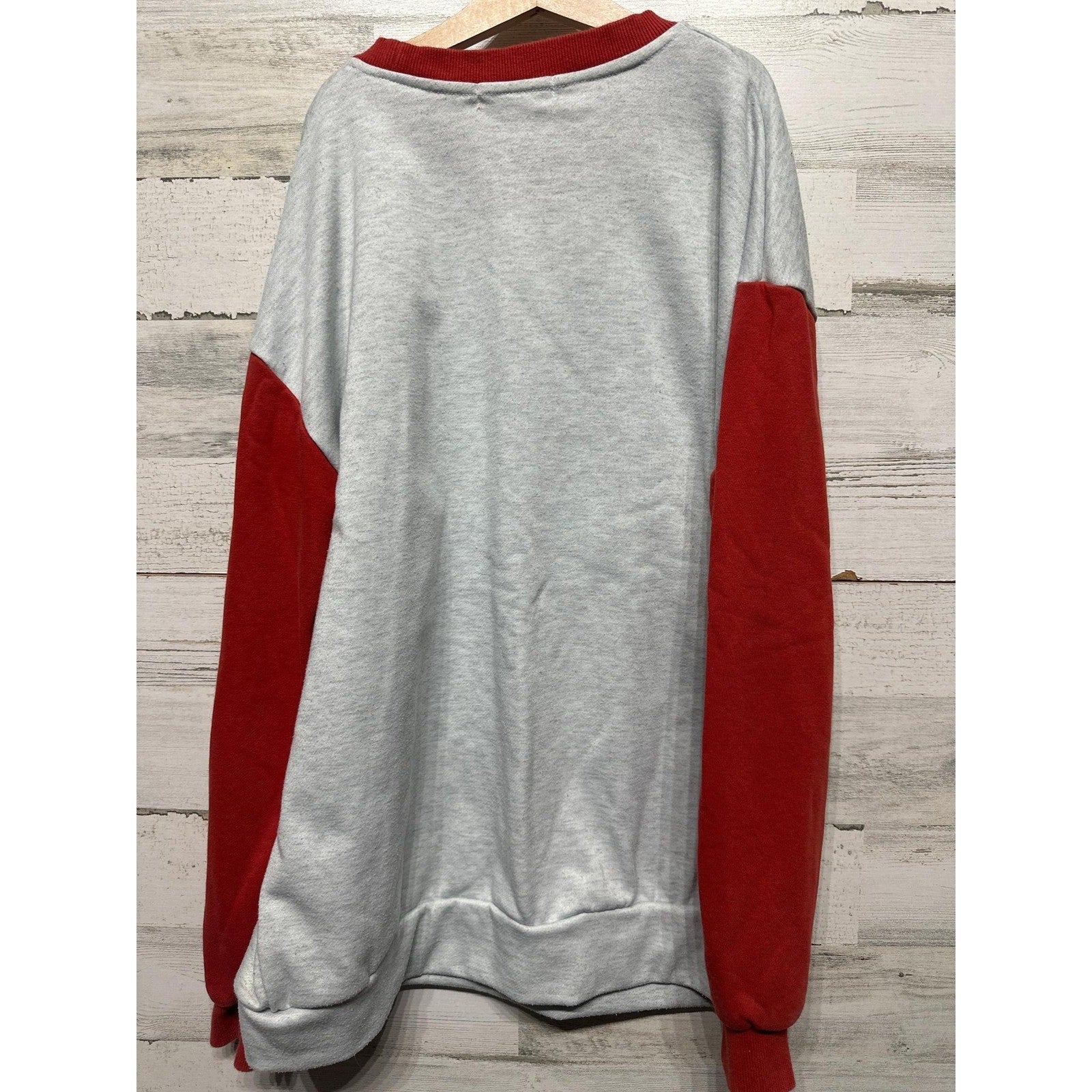Nora Madison Christmas Movie Character Sweatshirt Women M Grey Red Graphic GUC*4