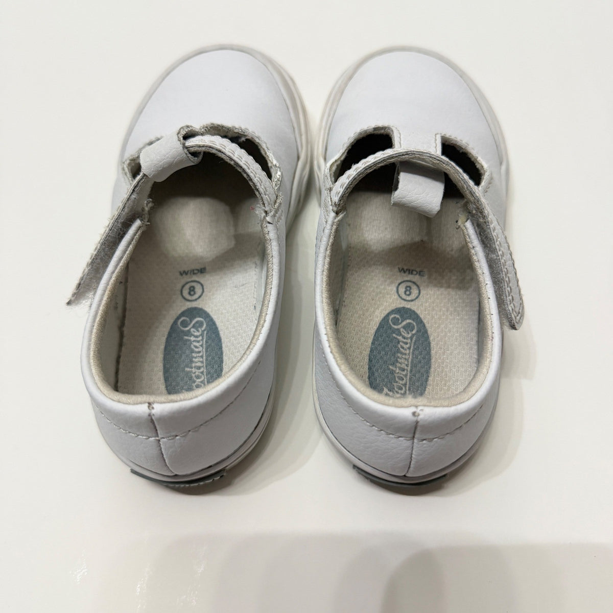 Footmates Drew T-Strap Girls Size 8 White Leather Classic School GUC3