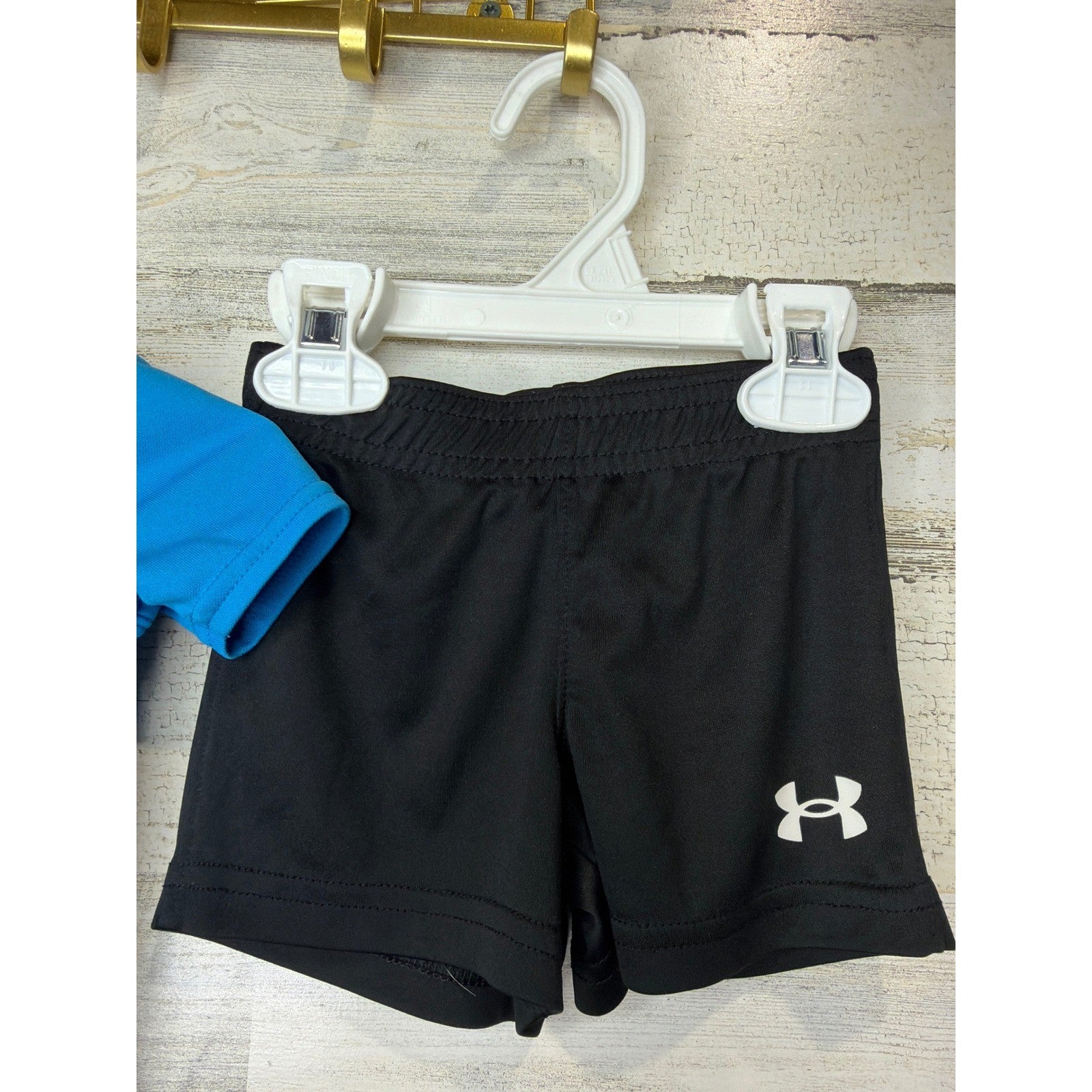 Under Armour Bodysuit Shorts Set Boys 3-6M Blue Black HeatGear Athletic Sporty3