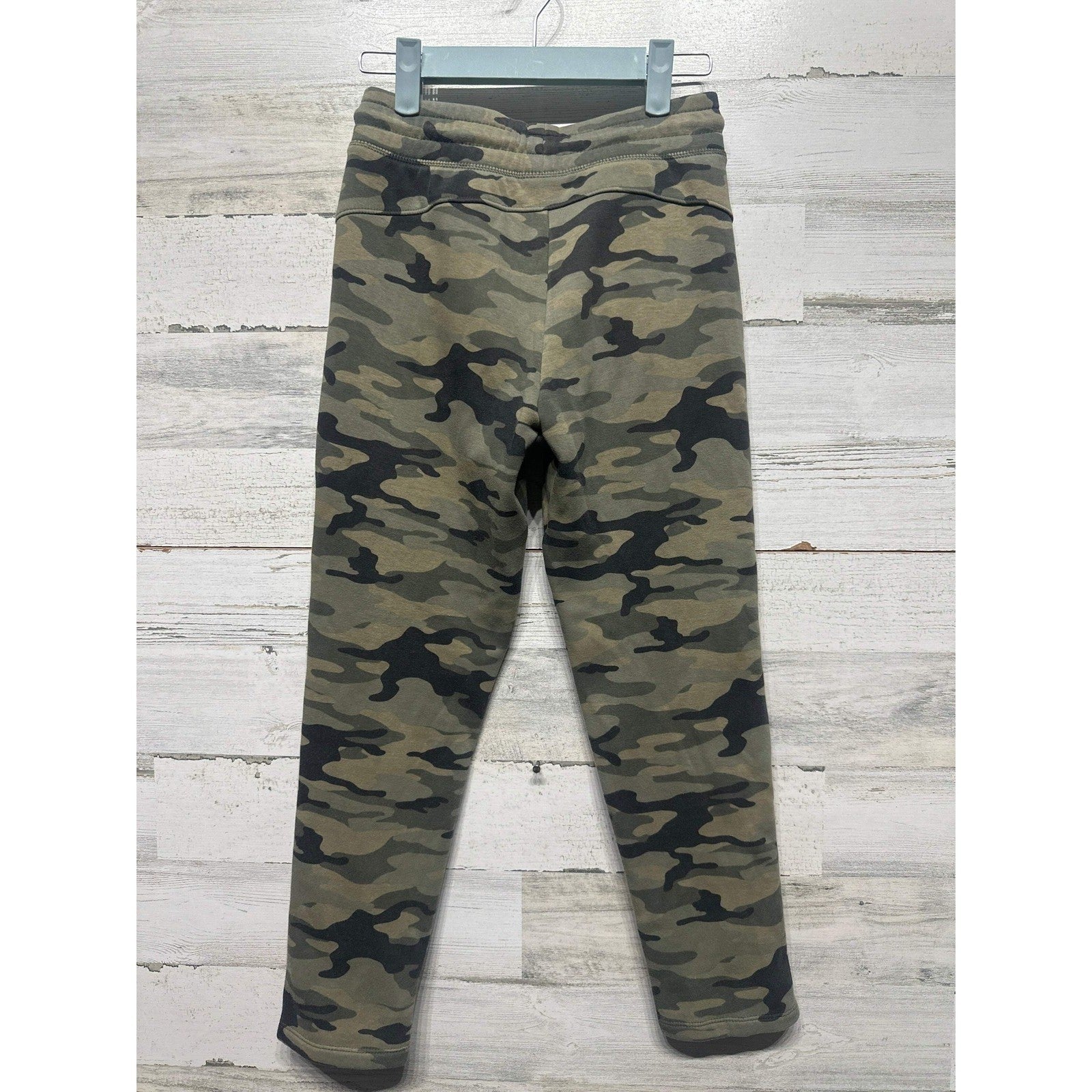 GapFit Joggers Boys 10 Green Camo Tech Fleece Zip Pockets EUC2