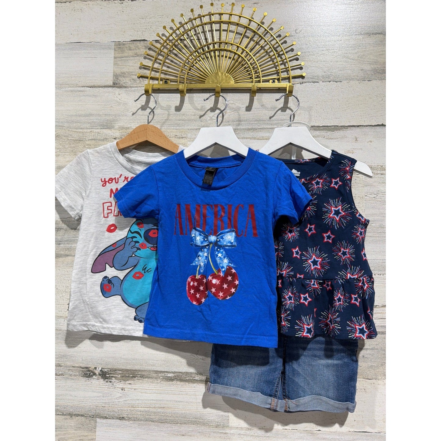 Disney Gildan Cat & Jack 4pc Bundle Girls 3T Blue Red Patriotic Stitch EUC0