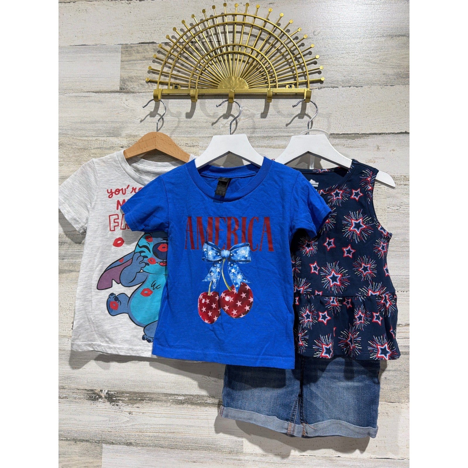 Disney Gildan Cat & Jack 4pc Bundle Girls 3T Blue Red Patriotic Stitch EUC0