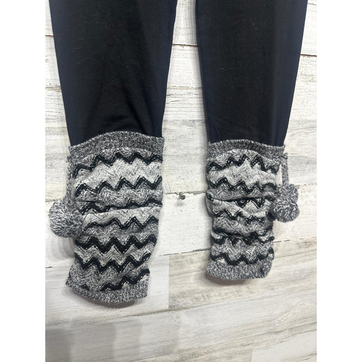 Mimi & Maggie Leggings Girls 6x Black Grey Leg Warmer Pom Pom NWT3