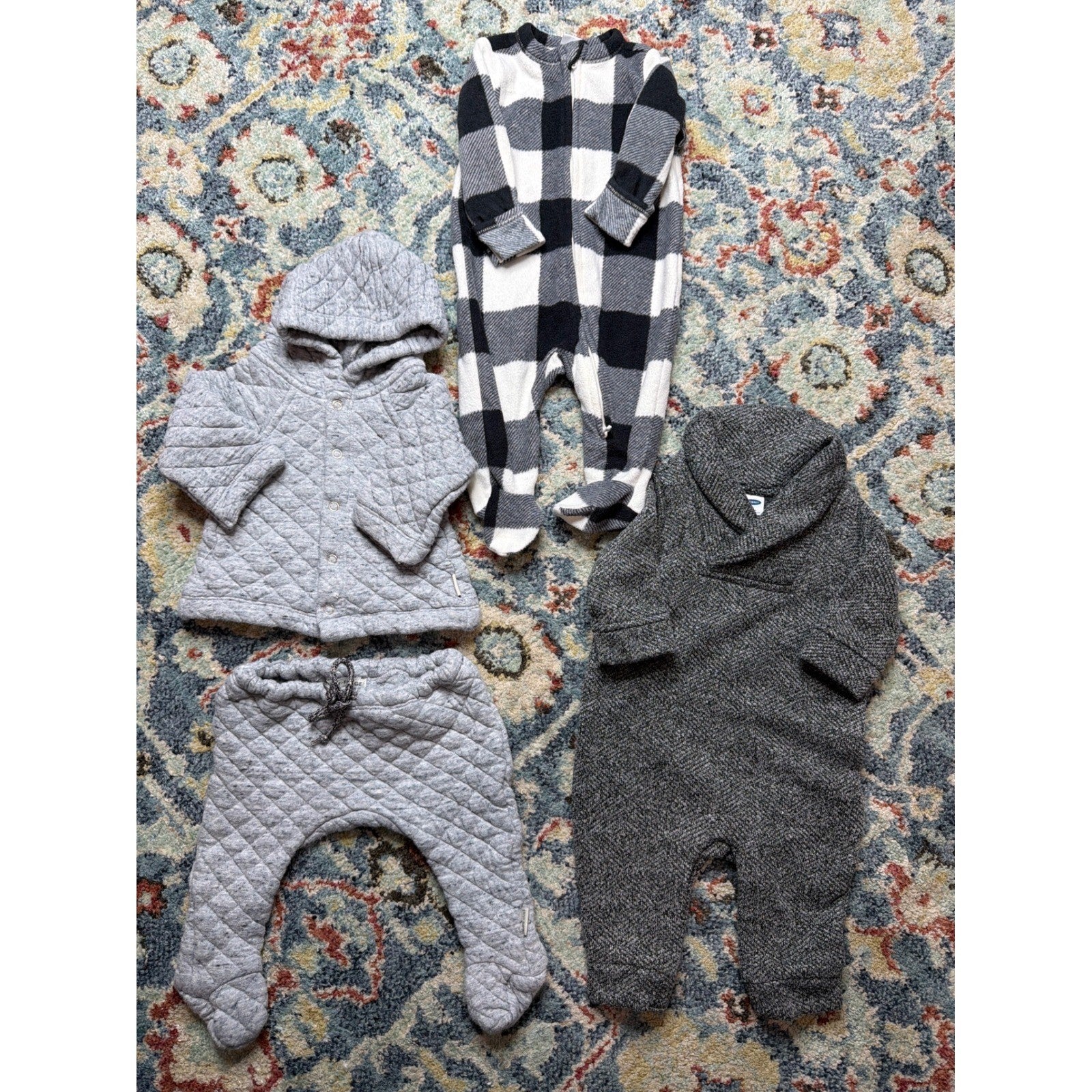 Old Navy Sticky Fudge Bundle Boys 0-3M Grey Black Plaid Quilted Romper EUC0