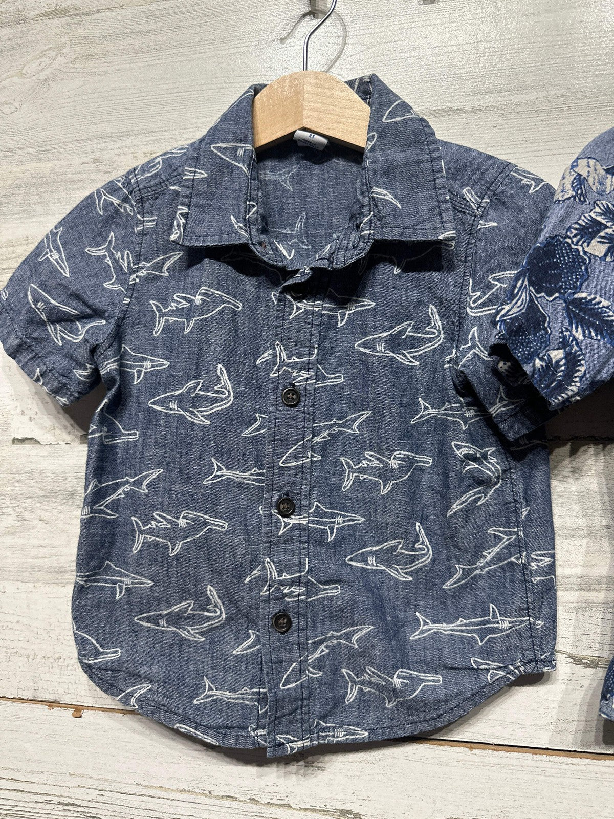 Old Navy Button Down Shirts Boys 2T Blue Sharks Floral EUC2