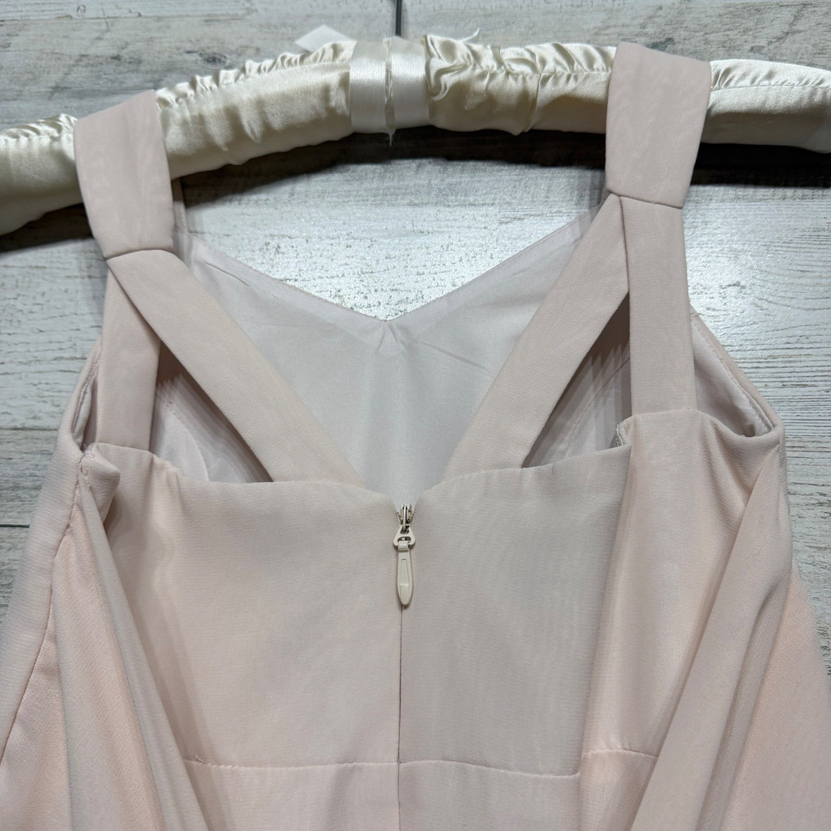 Azazie Chiffon Dress Girls J10 Blush Pink V-Neck Back Tie Formal Balletcore EUC3