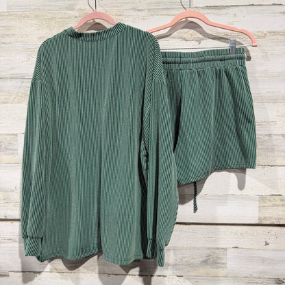Merry Graphic Ribbed Lounge Set Women L Green Polyester Holiday EUC5