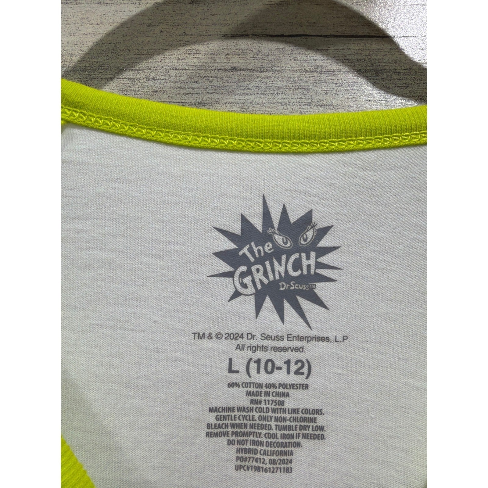 The Grinch Raglan Shirt Girls Large 10/12 Green Christmas Holiday Graphic EUC2