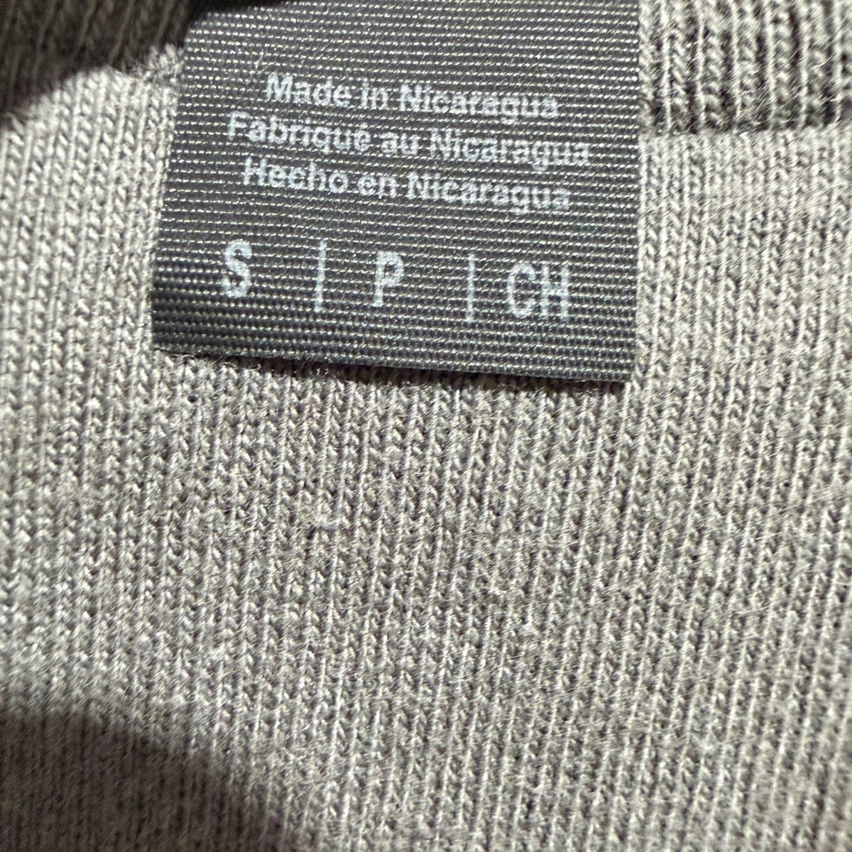 Gildan Milk & Honey Ranch Highland Calf T-Shirt Women S Gray Cotton Modern EUC4