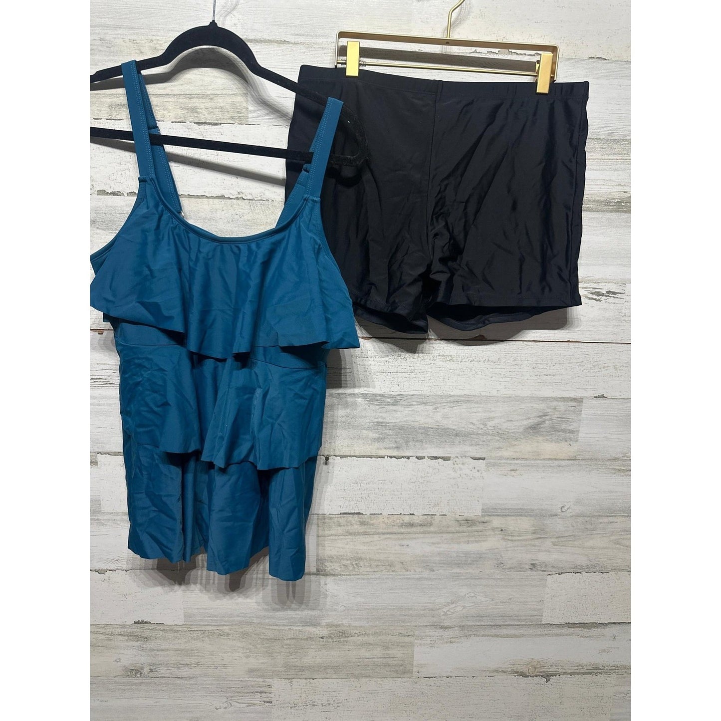 Yonique Tankini Swimsuit Women 16W Teal Black Ruffle Tummy Control NWT0