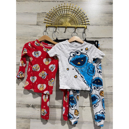 Bluey Cookie Monster Pajamas Kids 5T Red White Blue Character GUC0